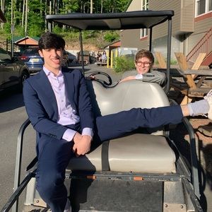 Meet your Posher, Ethan